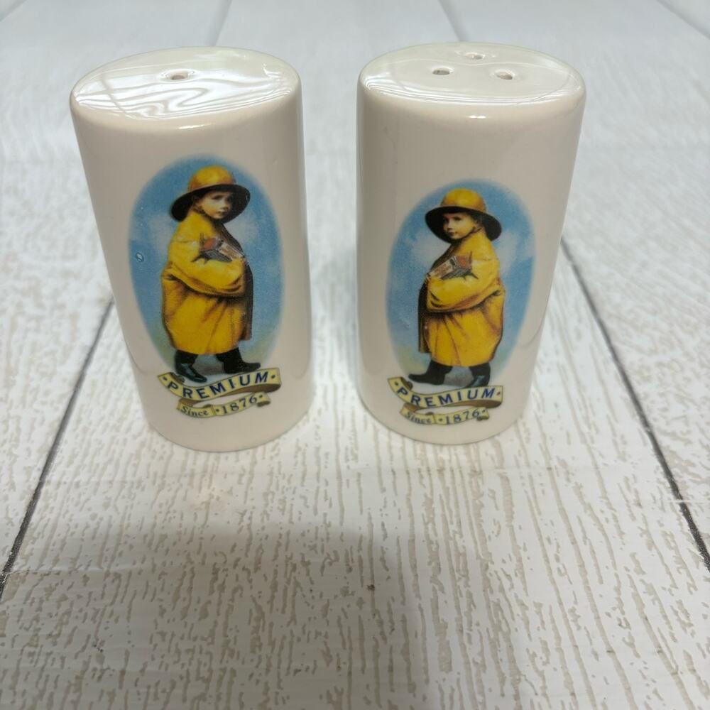 Vintage Nabisco Biscuit Boy Salt Pepper Shakers Premium 1876